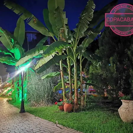 Отель Copacabana